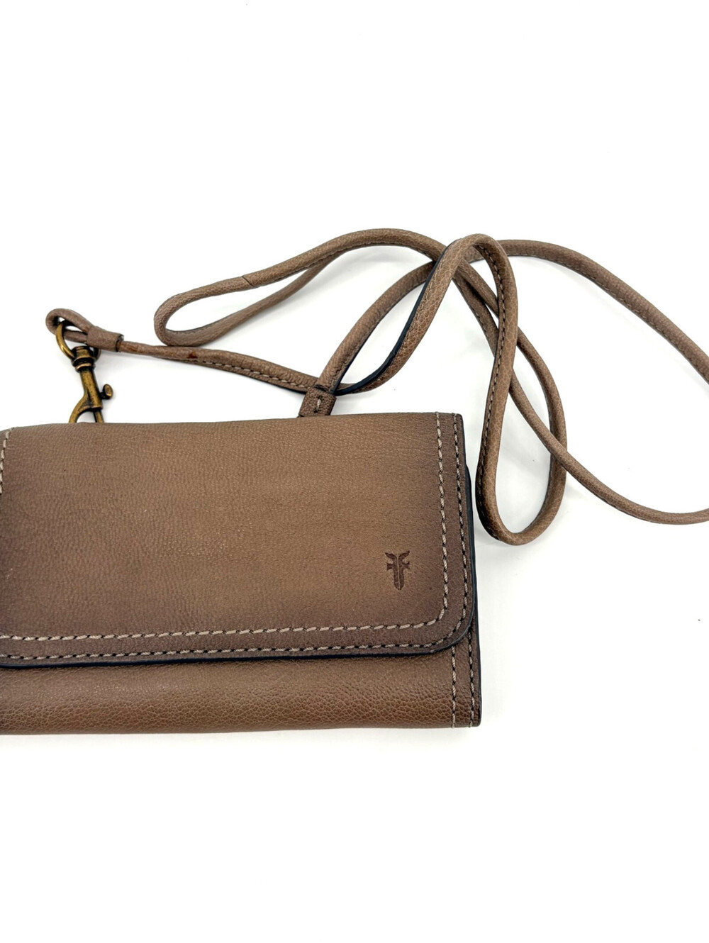 FRYE Lily Phone Crossbody Wallet Gray/Taupe DB8I9 Charcoal 34DB8I9-CCL See Desc.